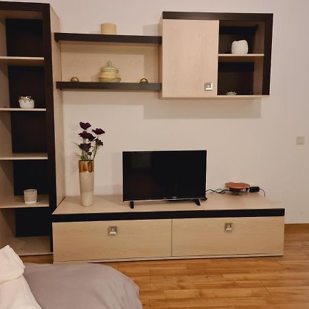 Lovely Ultracentral Apartment With Parking Cluj-Napoca Exteriör bild